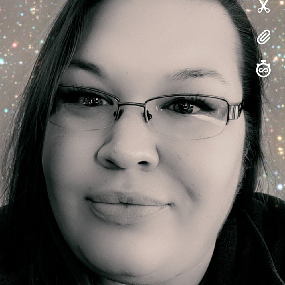 Meet your Posher, Kendra
